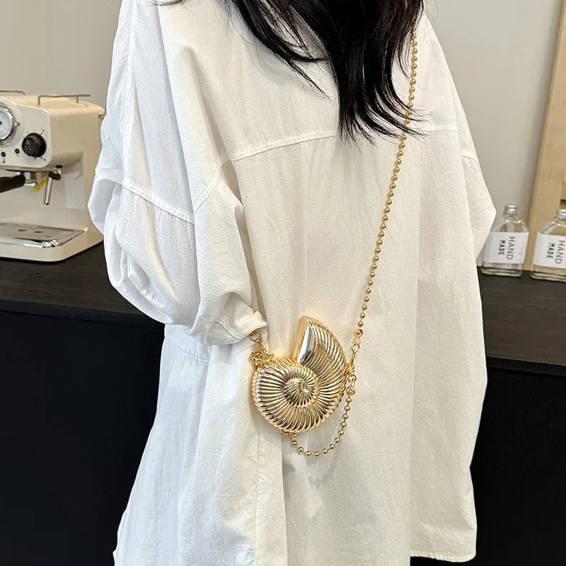 Conch Dinner Bag